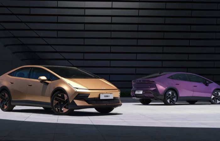 Hyundai Ioniq V