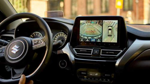 Suzuki-Fronx-Int-02